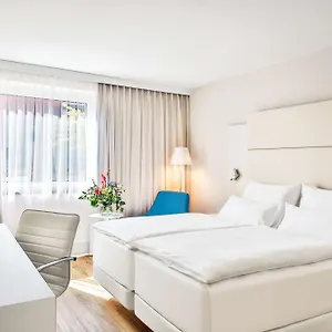 Отель Nh Vienna Airport Conference Center, Швехат