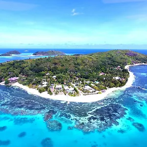 De Cerf Vila Cerf Island